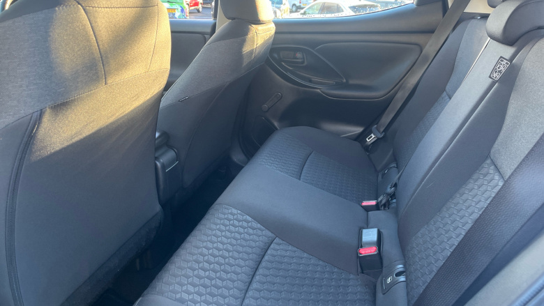 Toyota Yaris 1.5 Hybrid Icon 5dr CVT Hybrid Hatchback